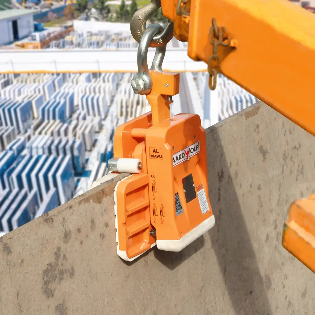 Aardwolf-Slab-Lifter-1.webp