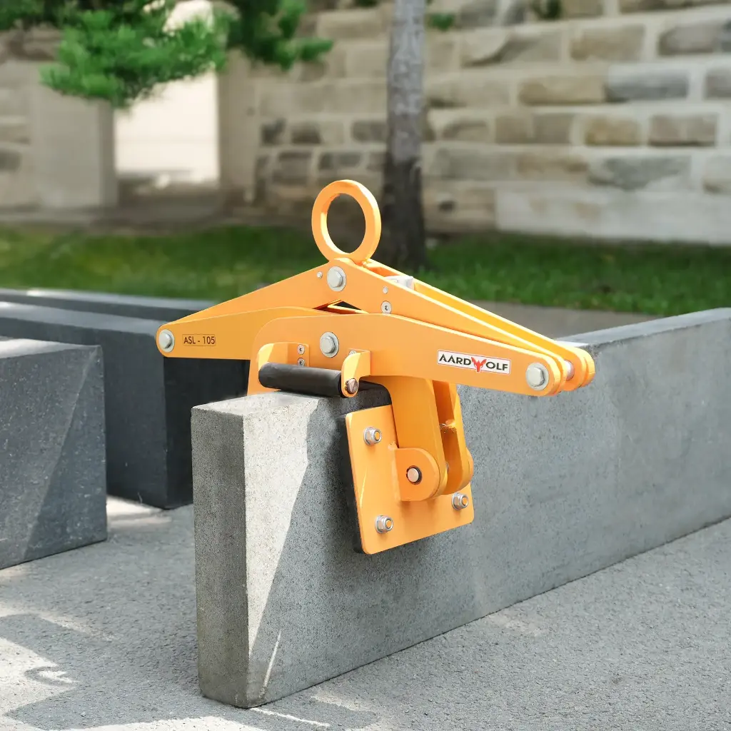 Scissor-Clamp-Lifter-ASL105-working.webp